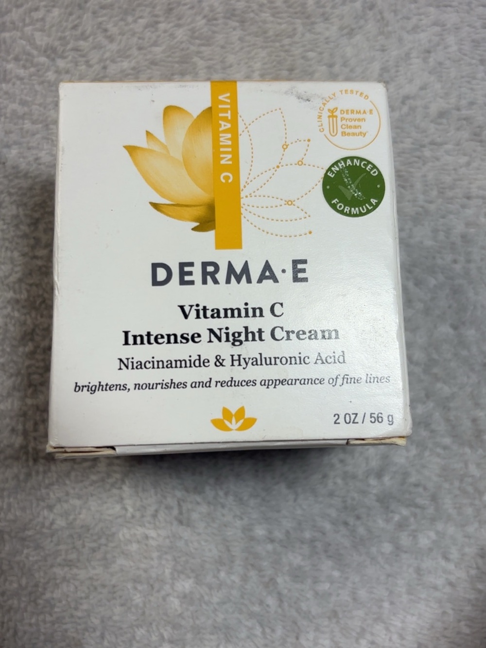 DERMA E Vitamin C Intense Night Cream - White and Yellow